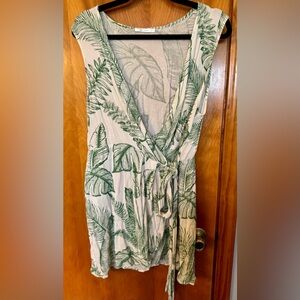 Cupshe Green Leaf Print Wrap Dress
